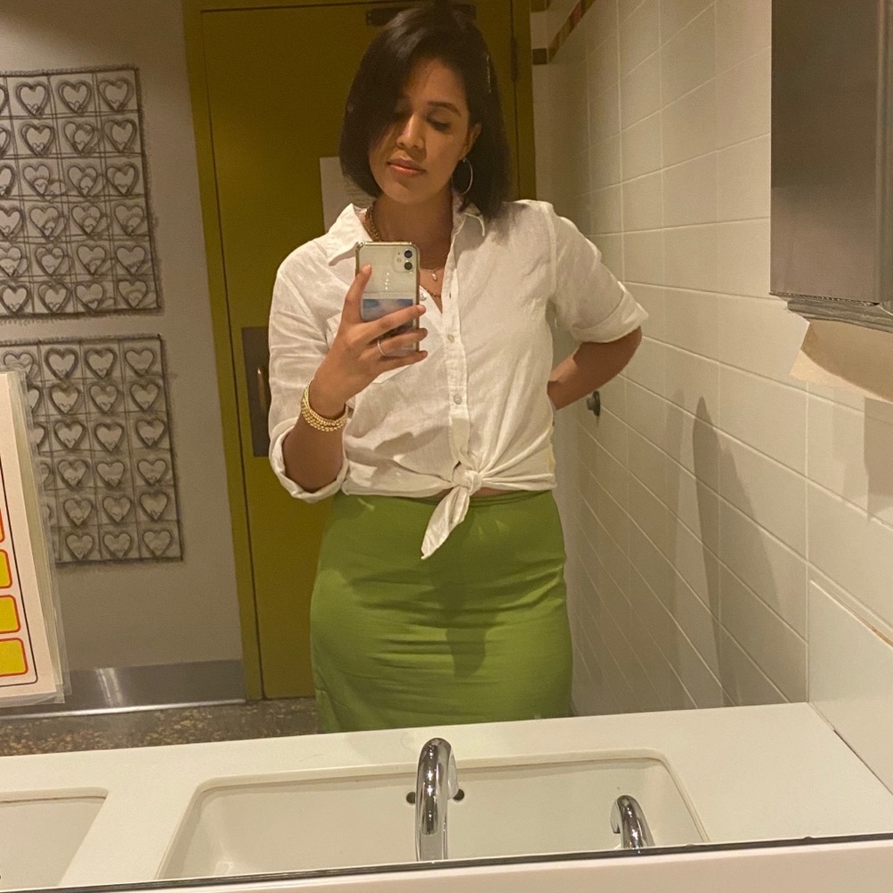 Meet your Posher, Leslie